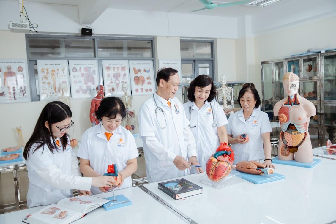 DANH MỤC TÀI LIỆU ÔN TẬP TUYỂN DỤNG VIÊN CHỨC SỰ NGHIỆP Y TẾ NĂM 2024